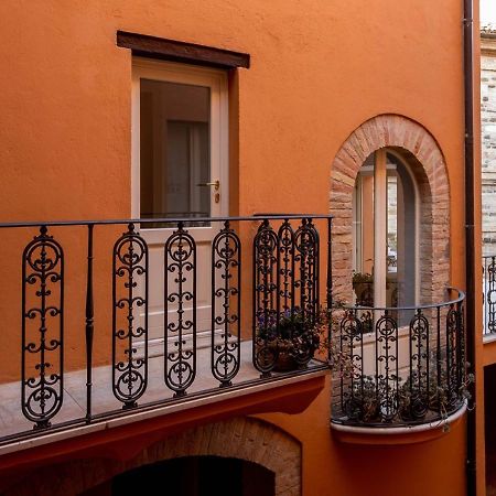 Il Cortile Segreto Bed and Breakfast San Severino Marche Exteriör bild